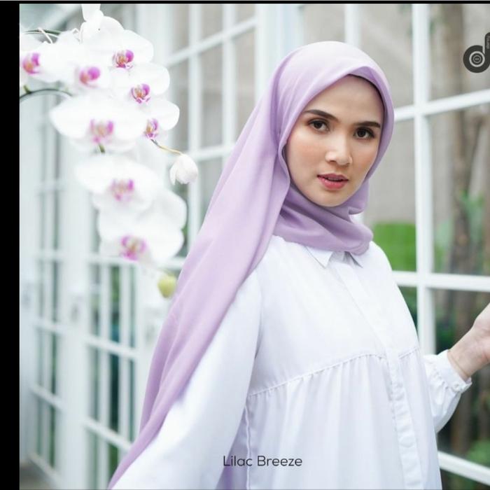 Jilbab Polos Segi Empat seri Liza Voal warna Lilac Breeze by Deenay