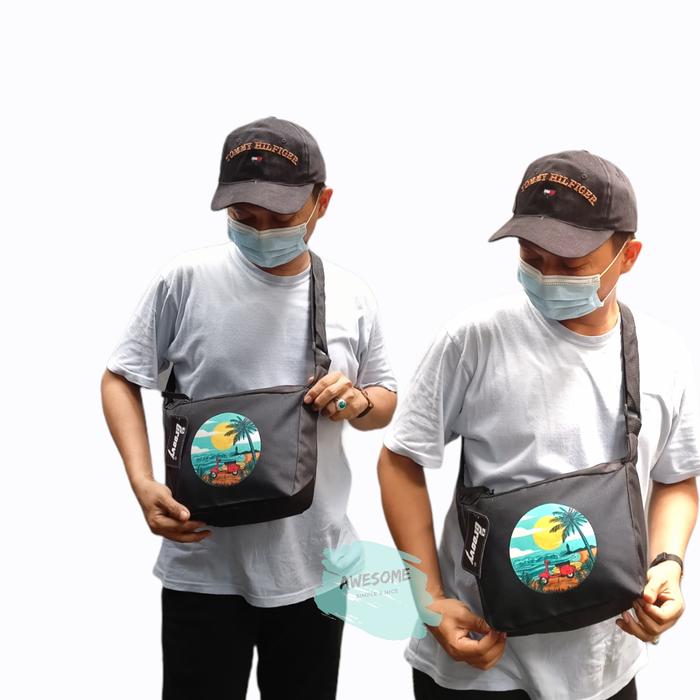 Tas Mini Slingbag Casual Anak Muda Art Vespa Senja