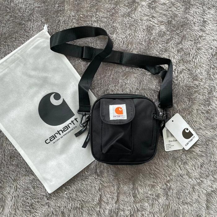 Carhatt sling bag original 100% (tas pria/ tas travel)