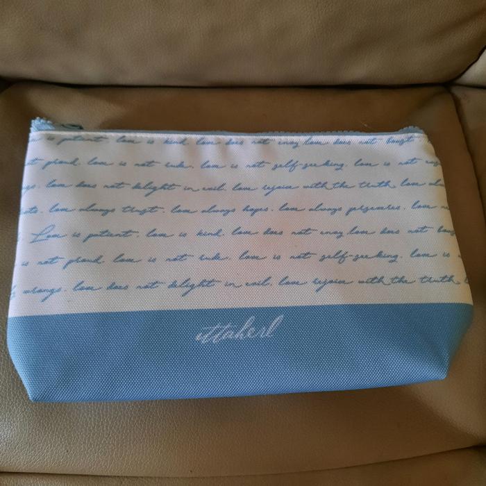Ittaherl Love Letter Pouch Sky , Rien Surprise