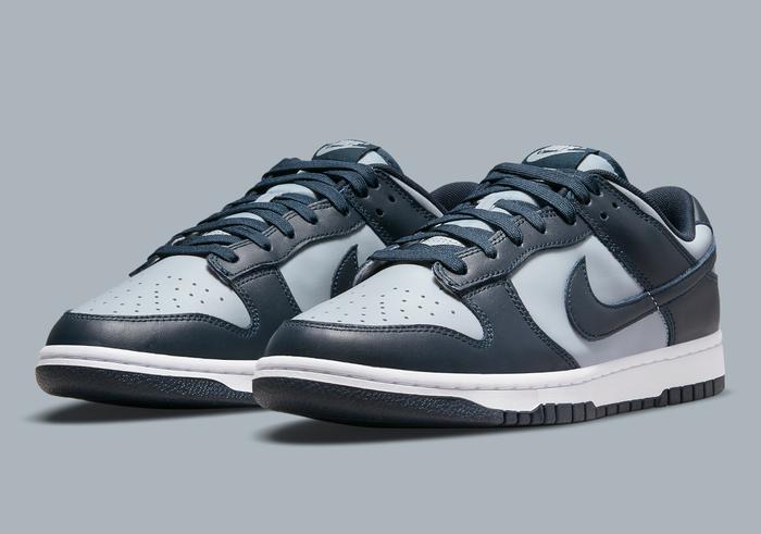 Nike Dunk Low "Georgetown"