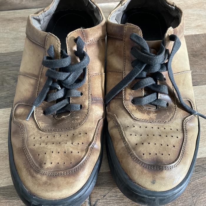 Democrata shoes ; Sepatu kulit democrata ; sepatu pria kulit coklat