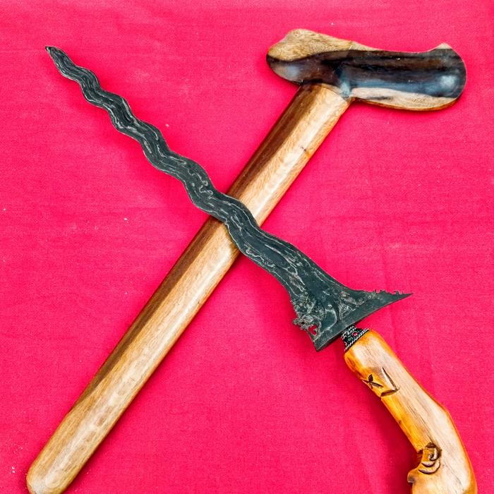 Keris NogoSiluman Luk13 Pamor Kulit Semongko Tangguh Kamardikan Alusan