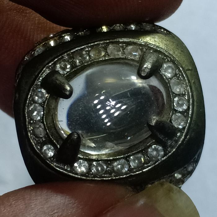 Yakut putih cincin