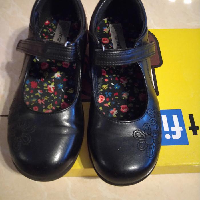 Payless Smartfit Kids Shoes / sepatu anak sekolah nyaman anti slip