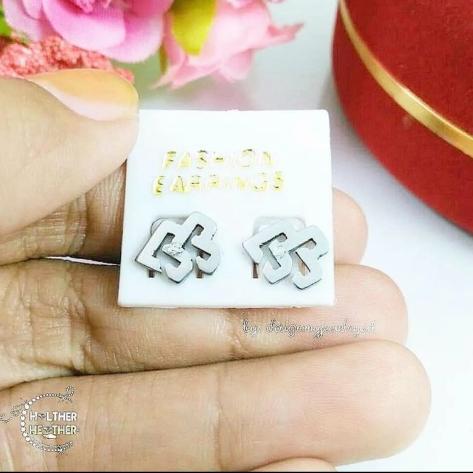 Anting Silver BTOB Titanium Monel