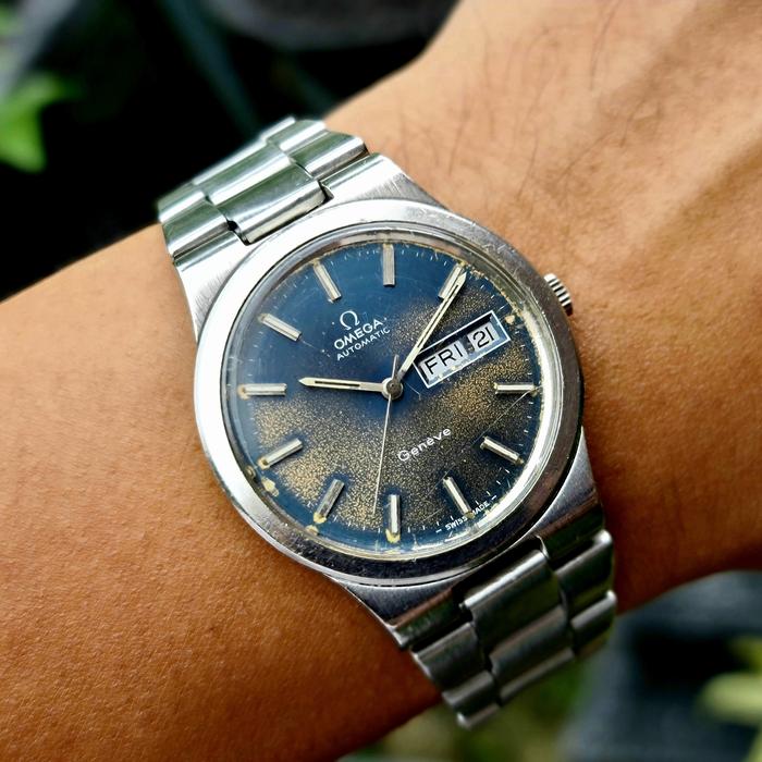Omega automatic Geneve day date Blue speckled Golden tropical Dial