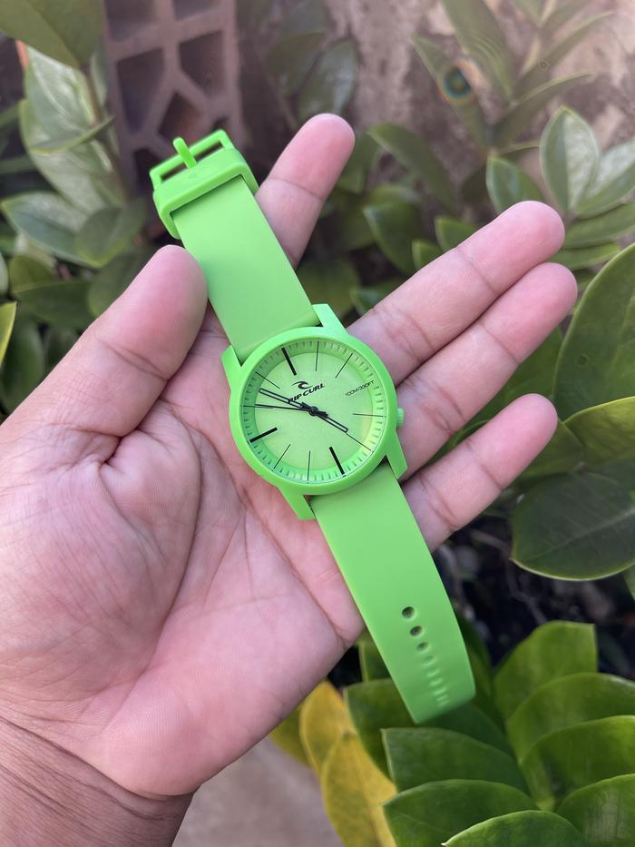 Jam Tangan Pria Rip Curl Quartz Cambridge Silicone Original Green
