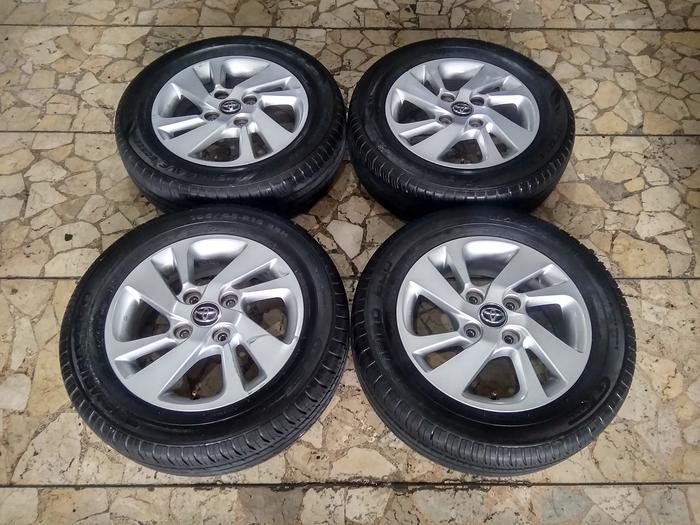 VELG MOBIL ORI AVANZA VELOZ RING 15x5 ET45 PCD 4x114 + BAN 185/65R15