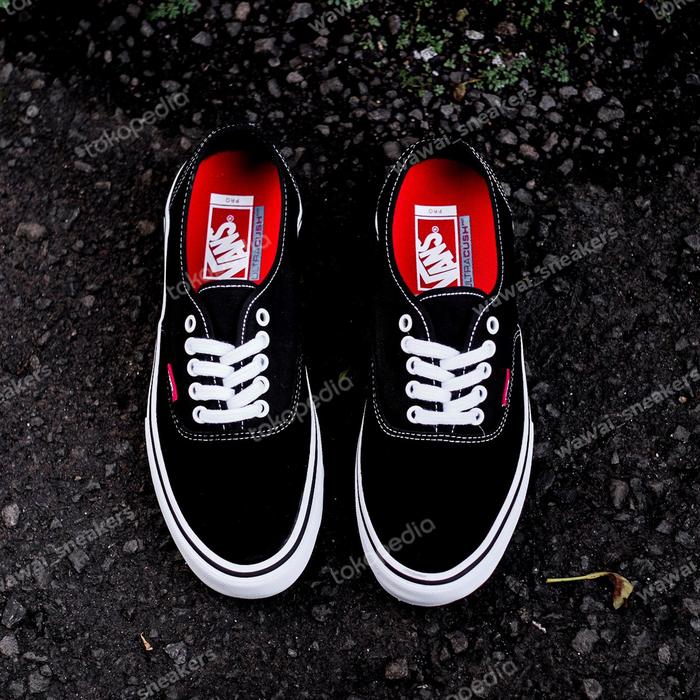 Vans Authentic Pro Black White