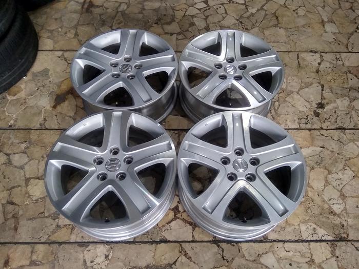 velg mobil bekas ori oem vitara ring 17 pcd 5x114 grandmax apv luxio