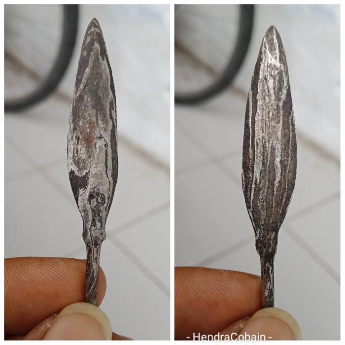 Pusaka Tombak Patrem Pamor Byor