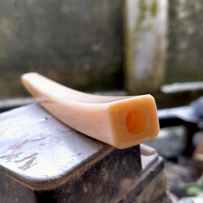 Pipa once tulang iga duyung kotak simetris001