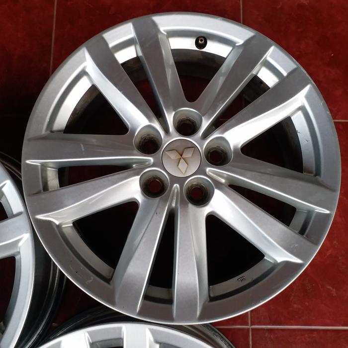 velg oem Mitsubishi outlander