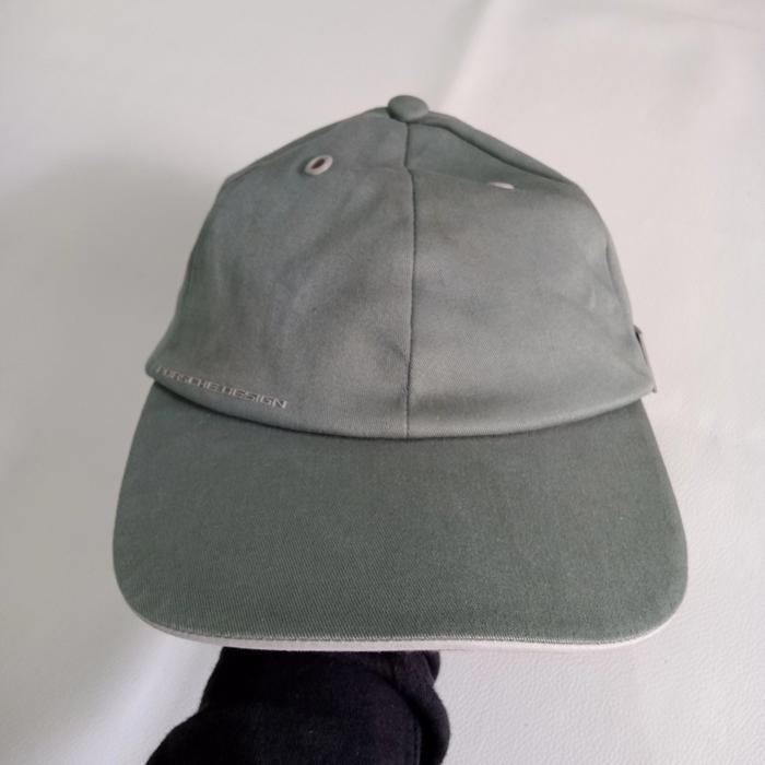 topi sport adidas bekas second preloved