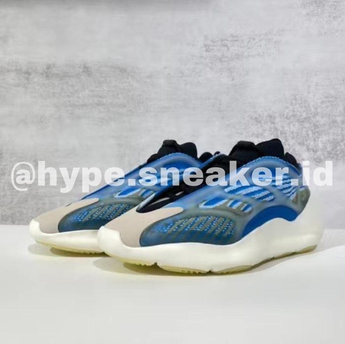 Adidas Yeezy Boost 700 V3 ARZARETH