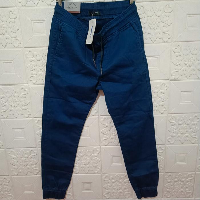 celana jogger pria merk LC Waikiki