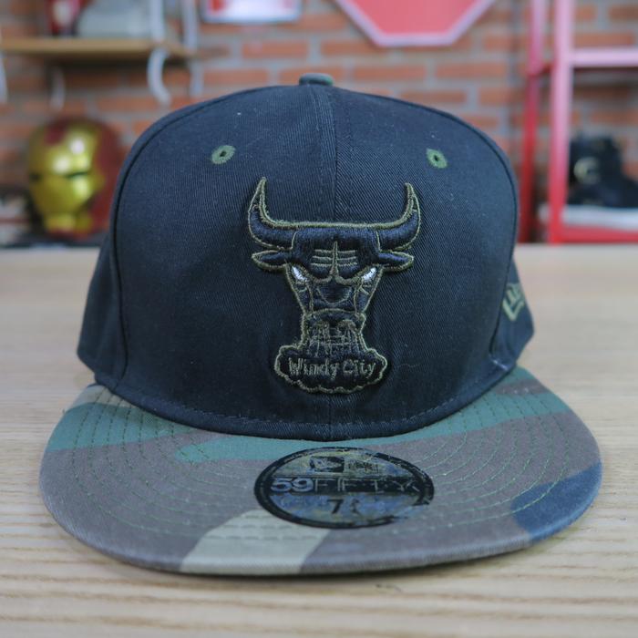 snapback new era chicago bulls not mlb lakers