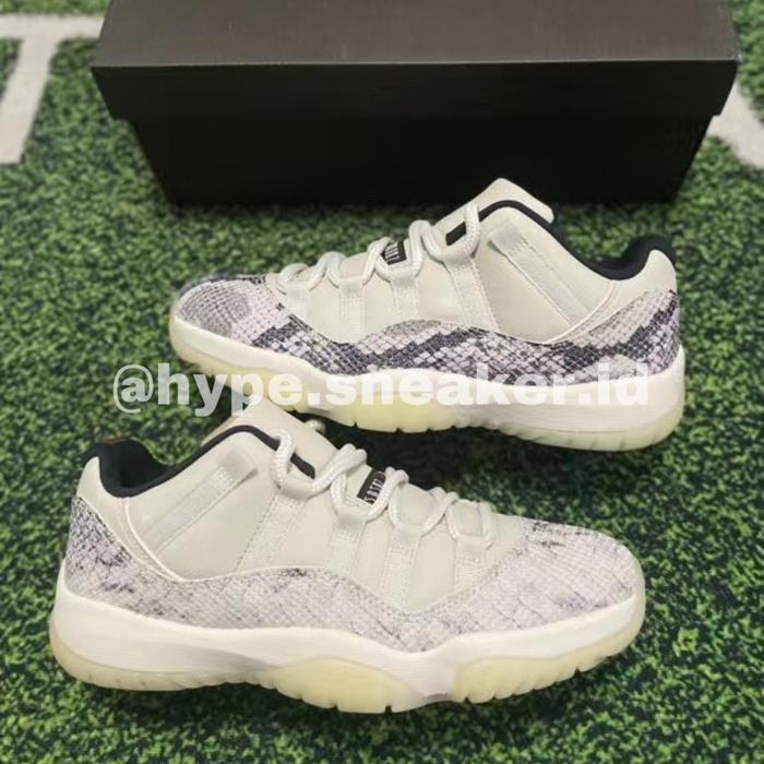 Air Jordan 11 Retro Low Snake Light Bone