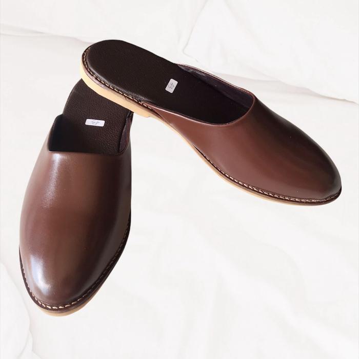 Sepatu sandal slop kulit adat Bali Pria