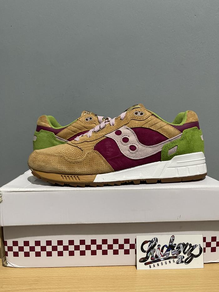 END x Saucony Shadow 5000 Burger ORIGINAL