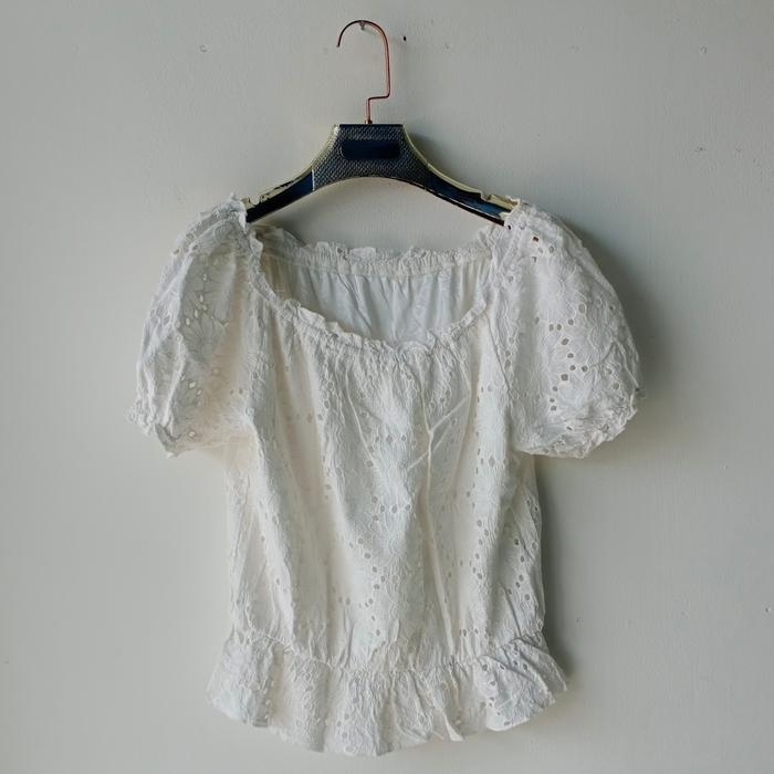 Ingni/Atasan wanita Putih Polos Second import/Atasan Wanita Korea