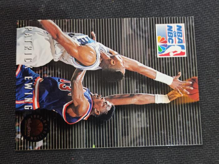 1993-94 SkyBox Premium #10 Patrick Ewing