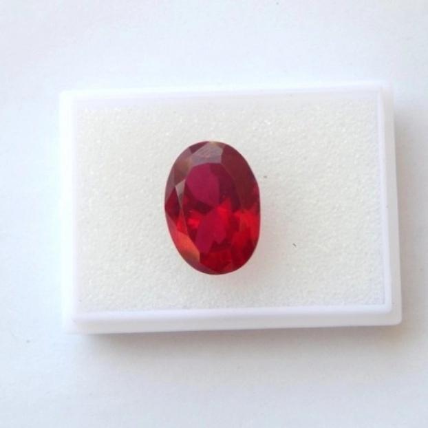 Batu Ruby Merah