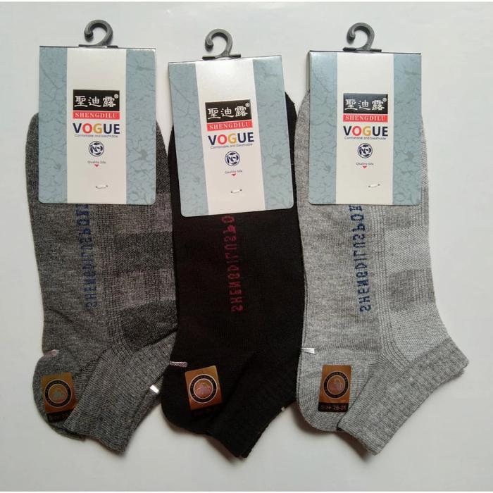 Kaos Kaki laki-laki Vogue