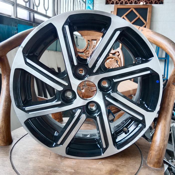 velg mobil calya facelift R14, Lubang/PCD 5/100 original