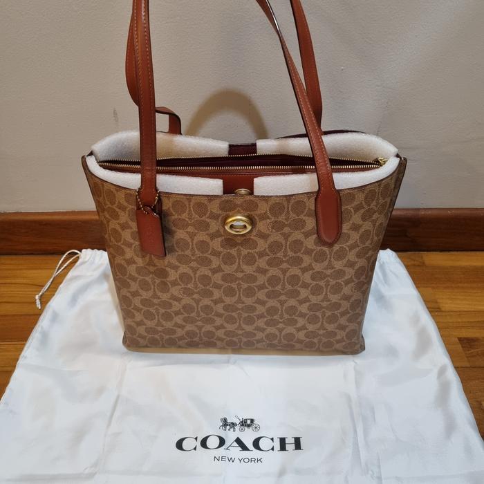 Coach willow tote original authentic