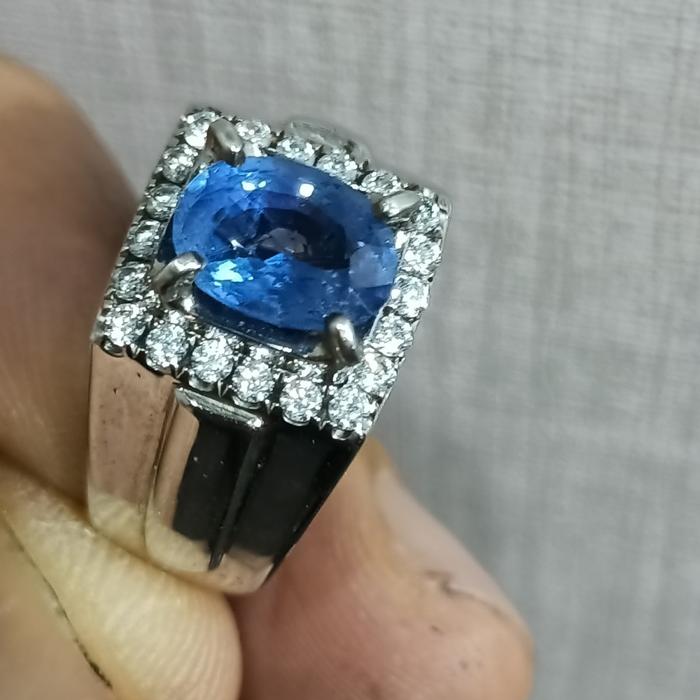 BATU BLUE SAFIR SRILANGKA
