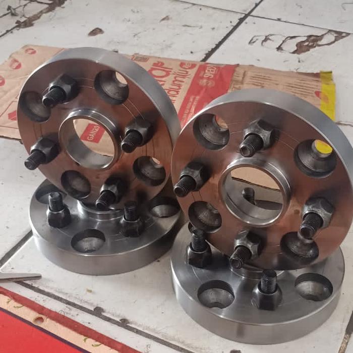 adaptor velg mobil Avanza ke velg mobilio 4x114 ke 4x100 2,5cm 4pcs