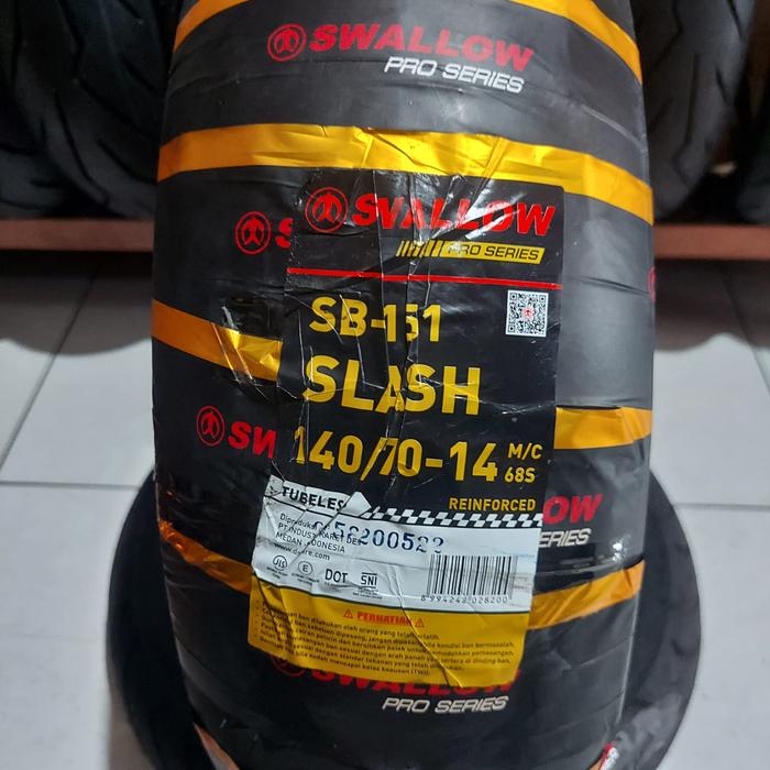 140/70-14 SWALLOW SLASH SOFT COMPOUND PRO SERIES AEROX