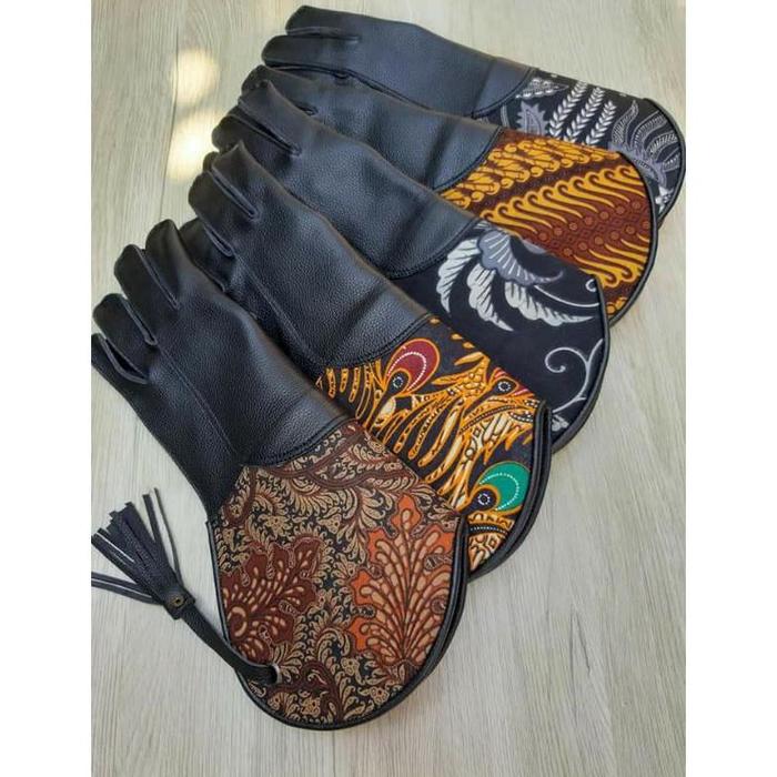 Premium Batik Falconry Glove / Sarung tangan elang Batik