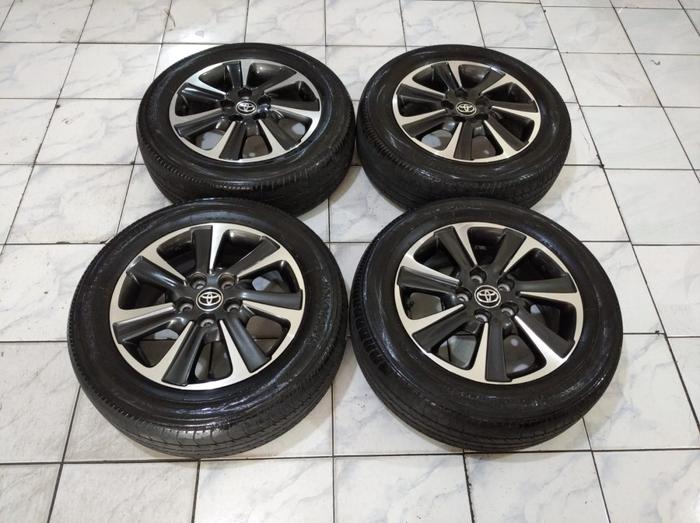 velg mobil bekas l300 Standar voxy ring 16x6 baut 5x114 ban 205/60 r16