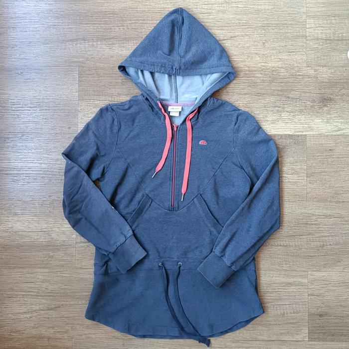 Jaket Hoodie Sweater Cewek Ellesse Preloved Bekas Original Mantab..