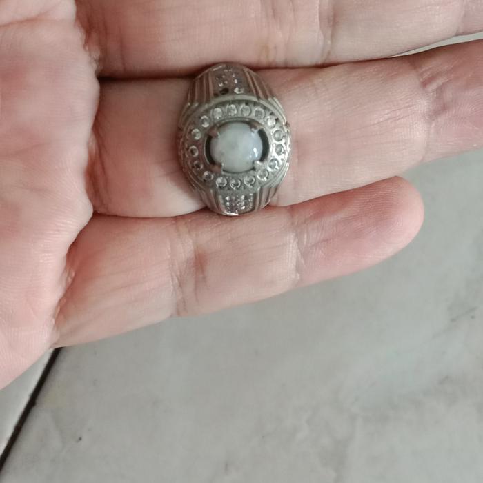 white safir sapphire burma