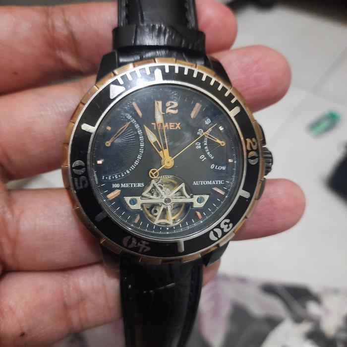 Jam tangan pria TIMEX automatic