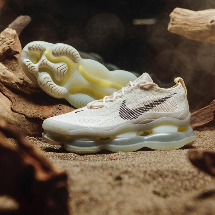 Nike Air Max Scorpion Flyknit "Lemon Wash" DJ4701-001