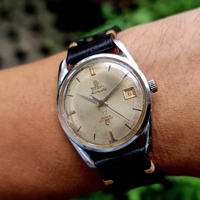 Ori 70s Titoni Airmaster 77J Rotomatic pie pan patina dial titus omega