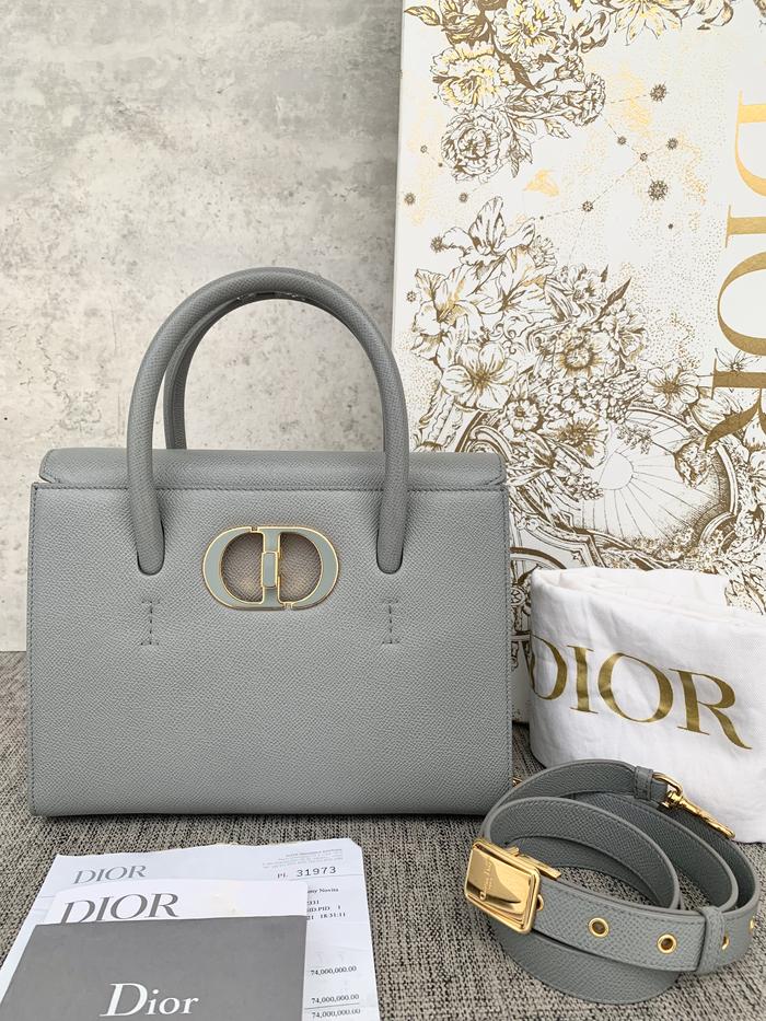 Montaigne original Fendi gucci chanel balenciaga dior lv louis vuitton