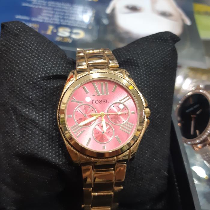 jam fossil kw second masih bagus. kwalitas oke