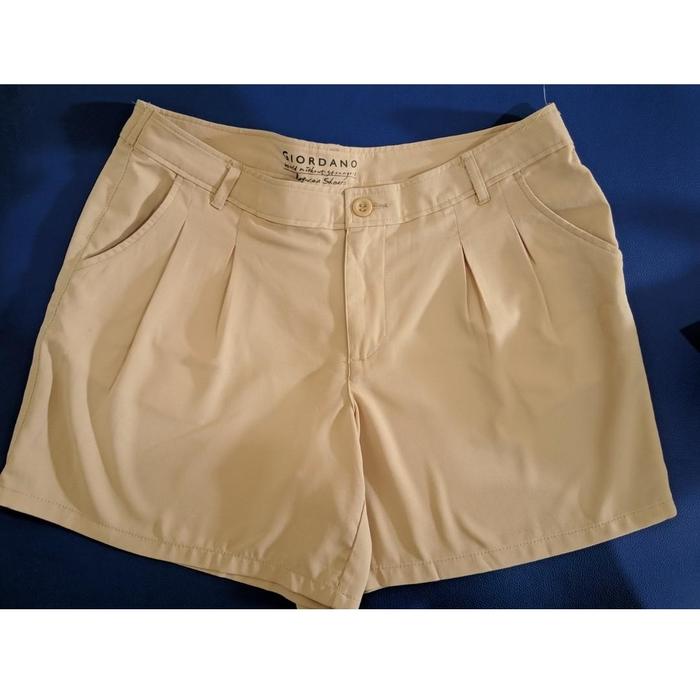 Celana Pendek Wanita Giordano original coklat size 32 Preloved