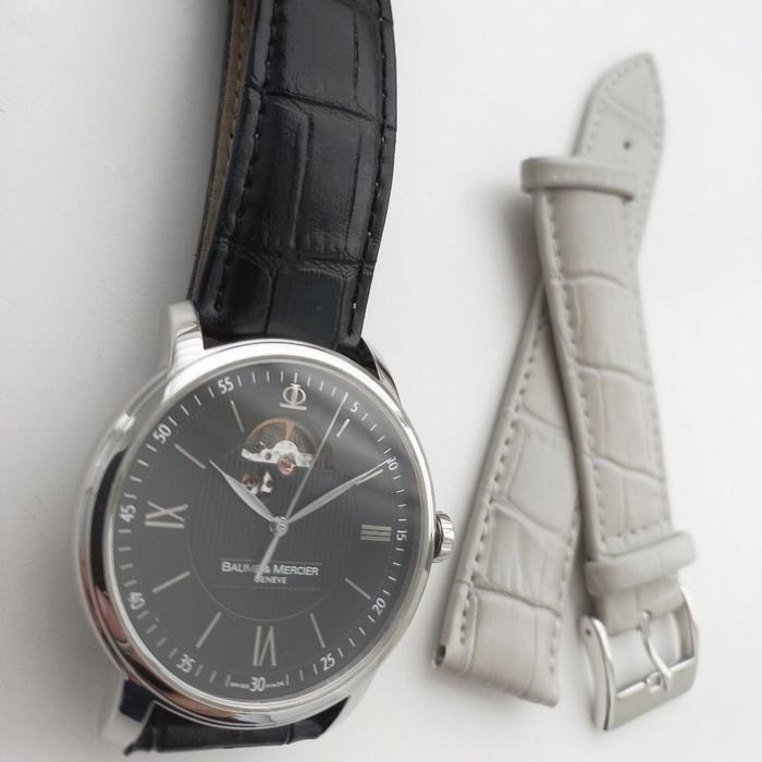 Jam Tangan Baume et Mercier Classima Open balance