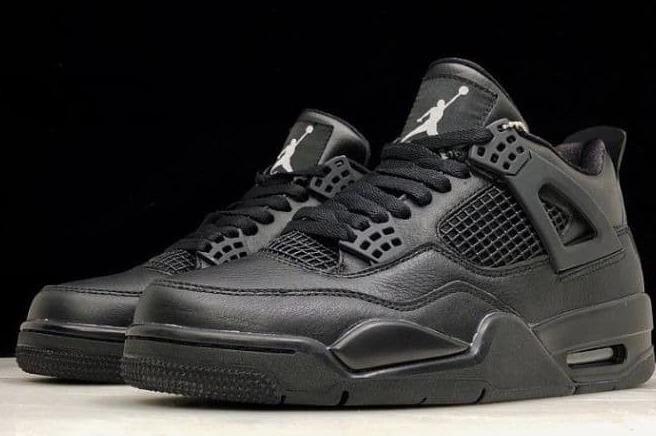JORDAN 4 RETRO BLACK CAT GS / SEPATU JORDAN / JORDAN LIMITED EDITION