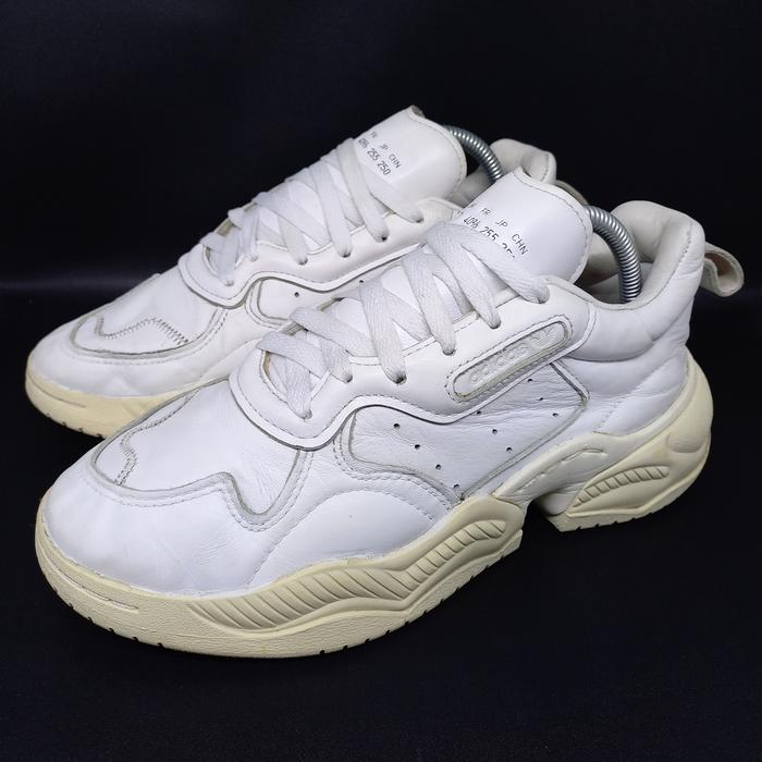 Sneakers Ad1d4s Supercourt RX Crystal White kasual