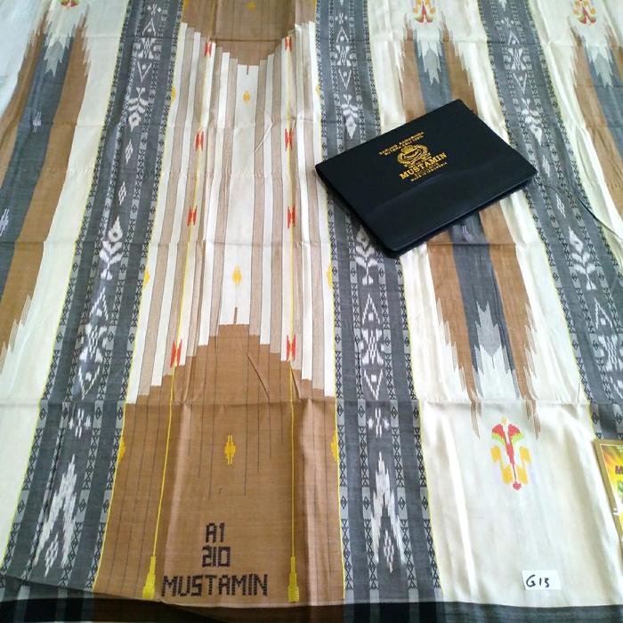 Sarung merek mustamin SGT 210 full sutra