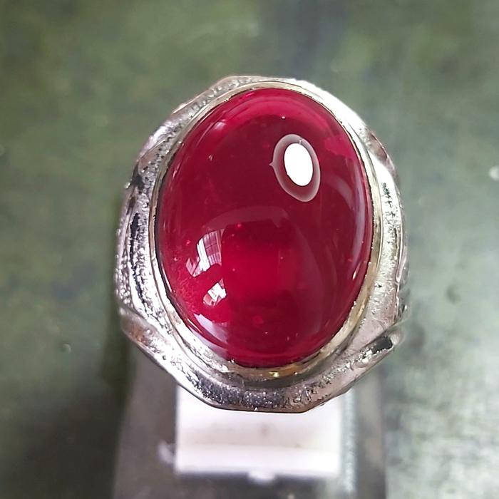 Merah Siam Obsidian