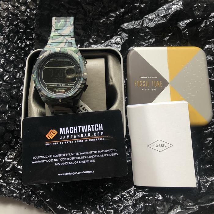 Jam Tangan Pria Fossil Everett FS5894 Solar-Powered Digital Dial Camo
